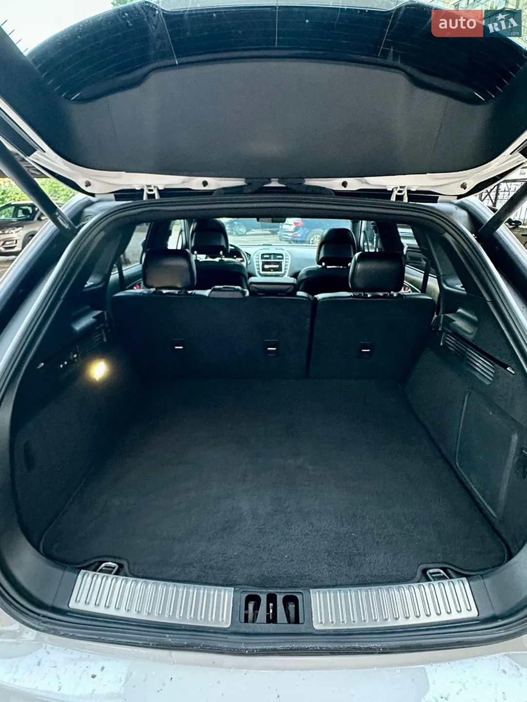 2019 Lincoln Nautilus - мініатюра 21