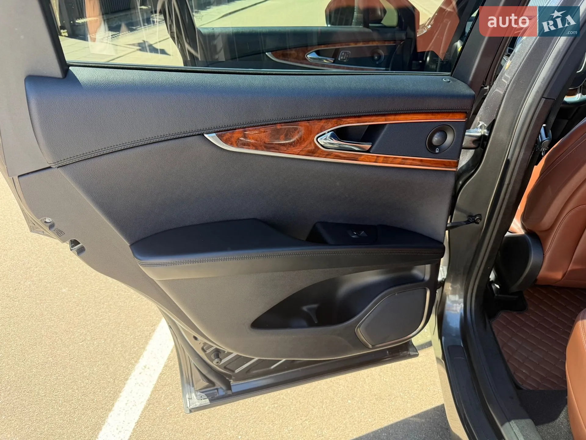 2018 Lincoln Nautilus - мініатюра 11