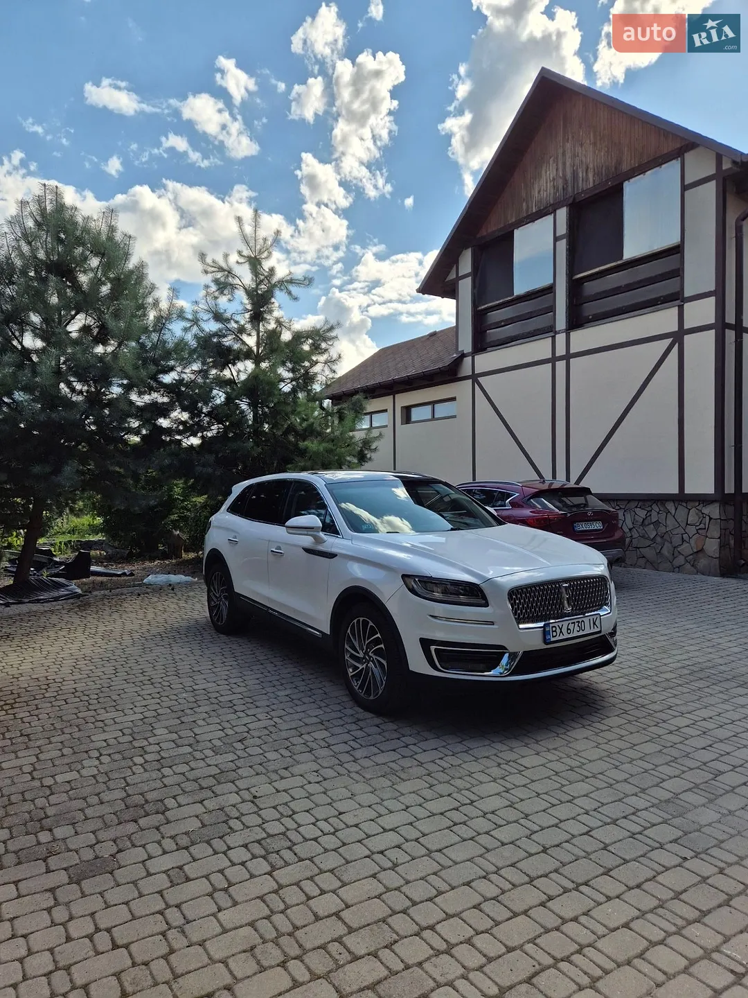 2019 Lincoln Nautilus - мініатюра 16