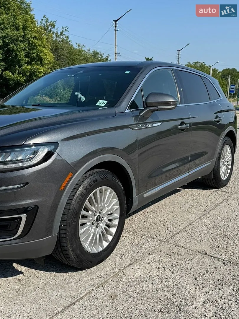 2019 Lincoln Nautilus - мініатюра 17
