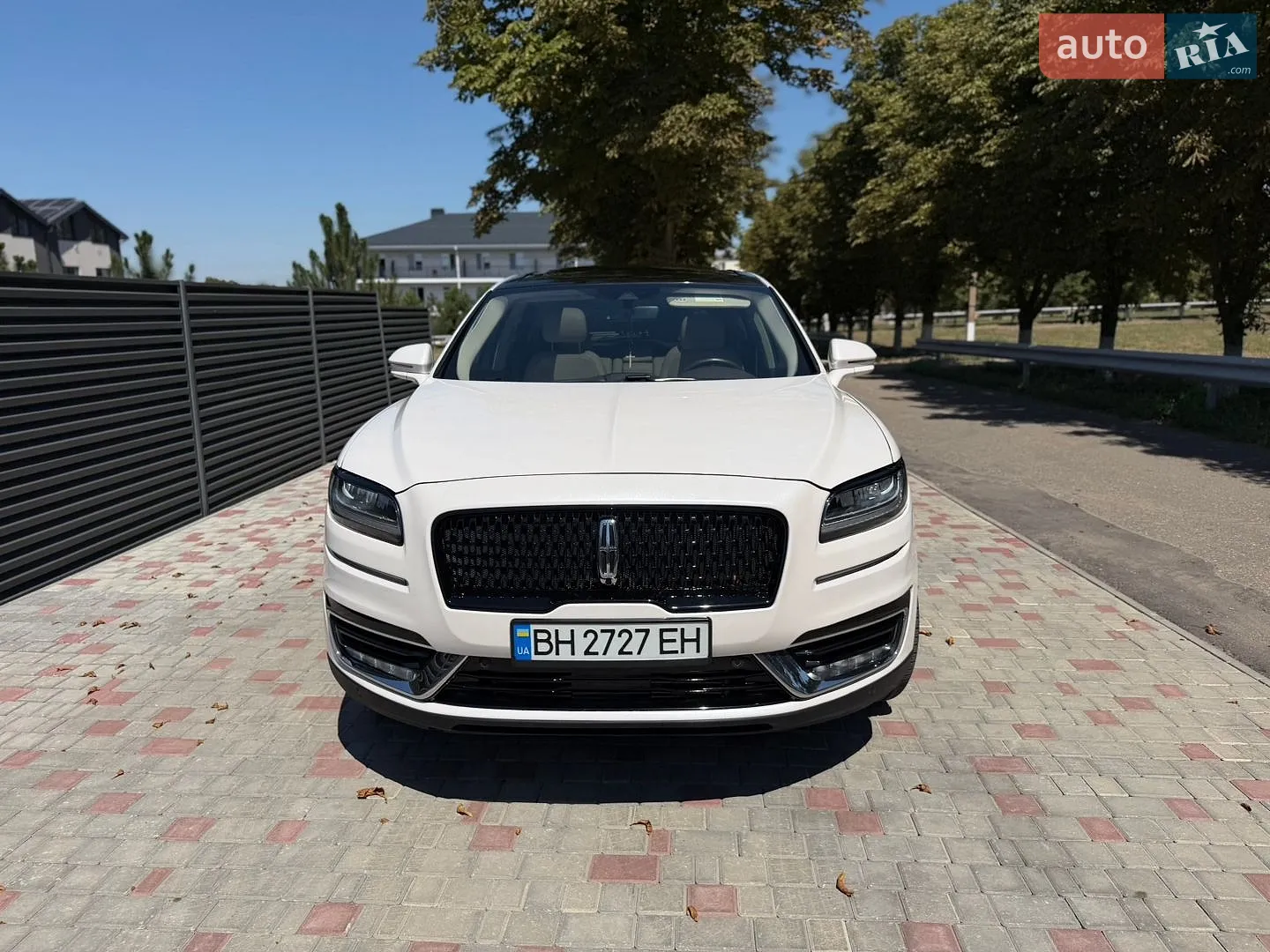 2018 Lincoln Nautilus - мініатюра 3