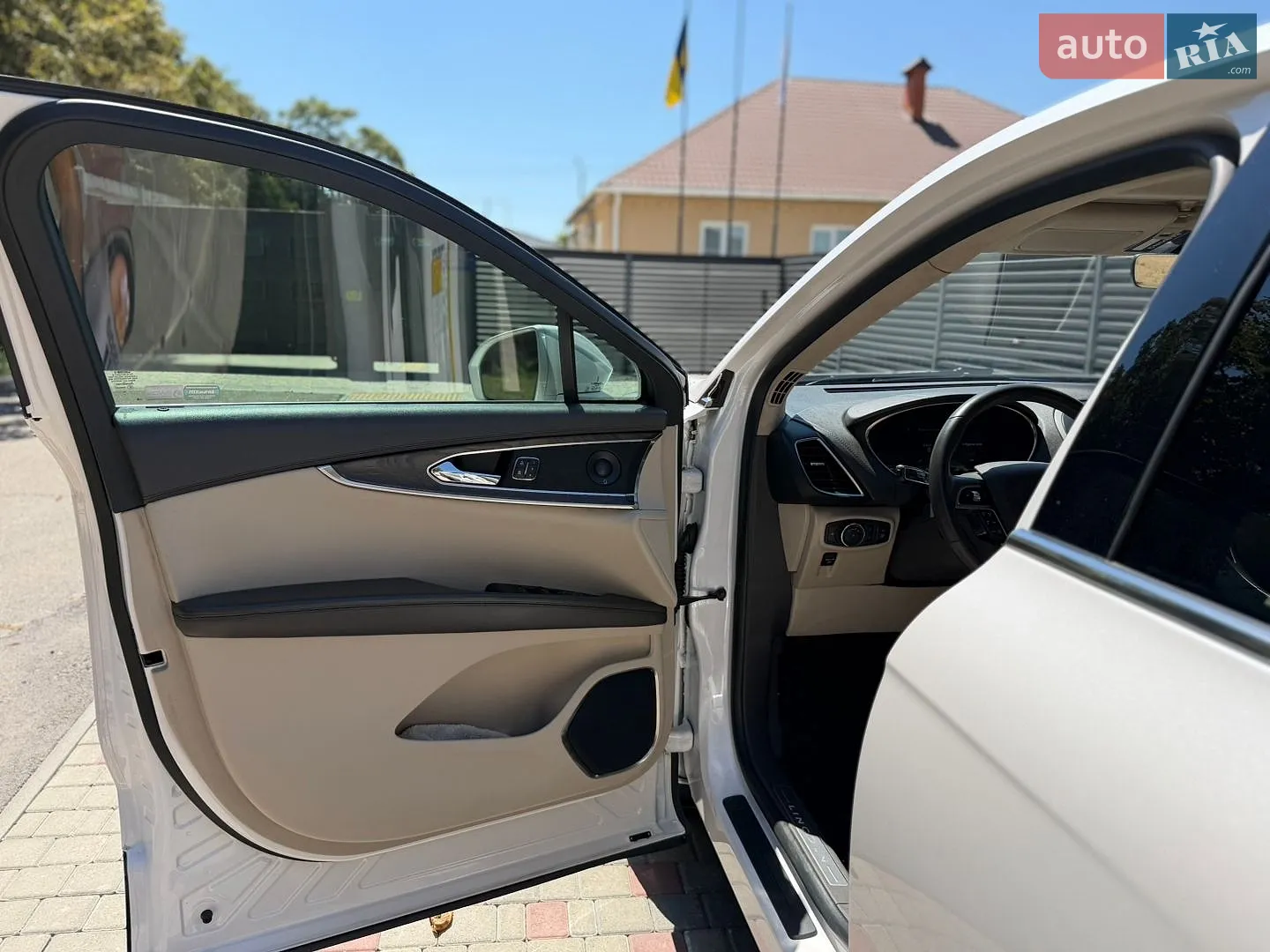 2018 Lincoln Nautilus - мініатюра 27