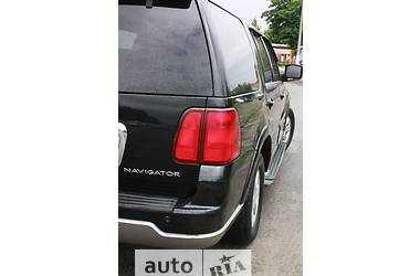Внедорожник / Кроссовер Lincoln Navigator 2003 в 