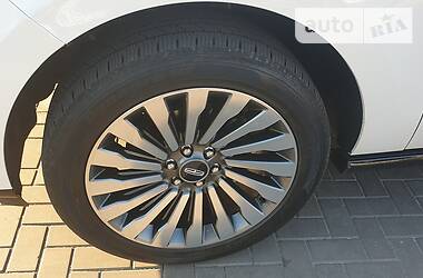 Позашляховик / Кросовер Lincoln Navigator 2019 в 