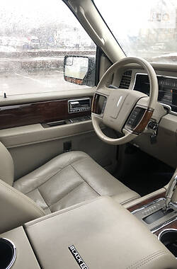 Внедорожник / Кроссовер Lincoln Navigator 2011 в Житомире