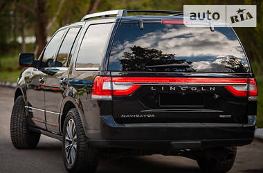 Внедорожник / Кроссовер Lincoln Navigator 2014 в Львове