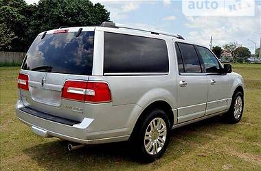 Внедорожник / Кроссовер Lincoln Navigator 2011 в 