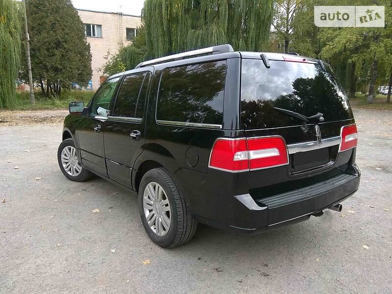Позашляховик / Кросовер Lincoln Navigator 2011 в Тернополі