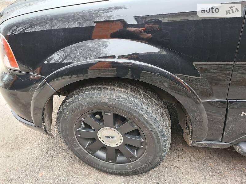 Позашляховик / Кросовер Lincoln Navigator 2003 в Умані фото 6 Позашляховик / Кросовер Lincoln Navigator 2003 в Умані