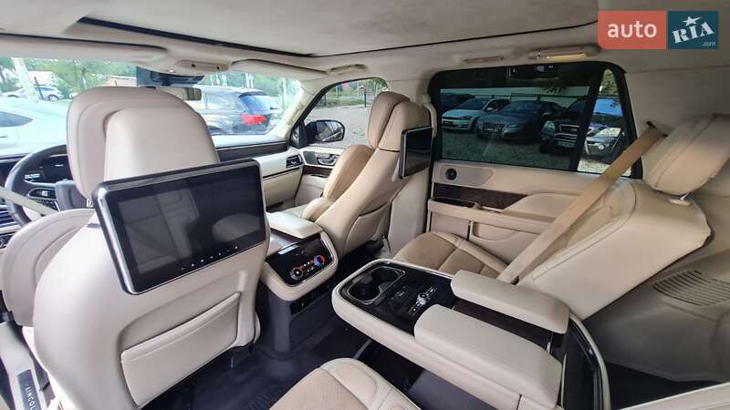Внедорожник / Кроссовер Lincoln Navigator 2018 в Черновцах