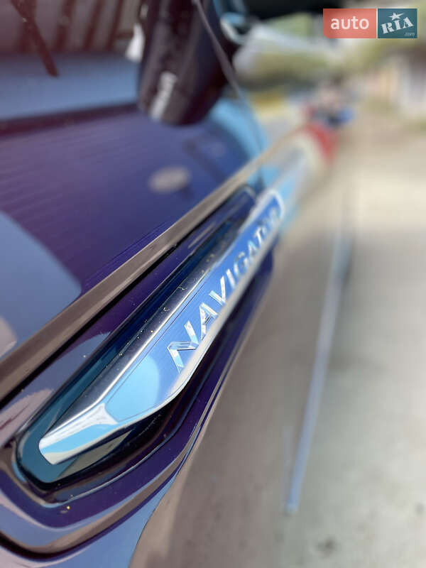 Внедорожник / Кроссовер Lincoln Navigator 2018 в Черновцах