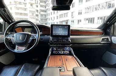 Позашляховик / Кросовер Lincoln Navigator 2019 в 