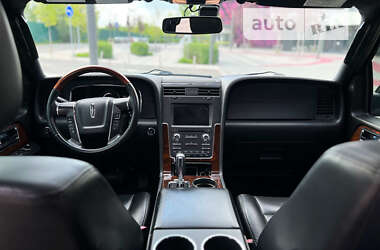 Внедорожник / Кроссовер Lincoln Navigator 2014 в Киеве