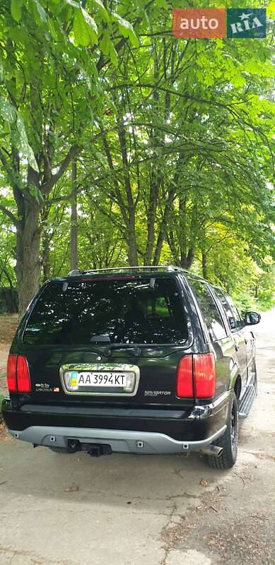 Внедорожник / Кроссовер Lincoln Navigator 2001 в Киеве