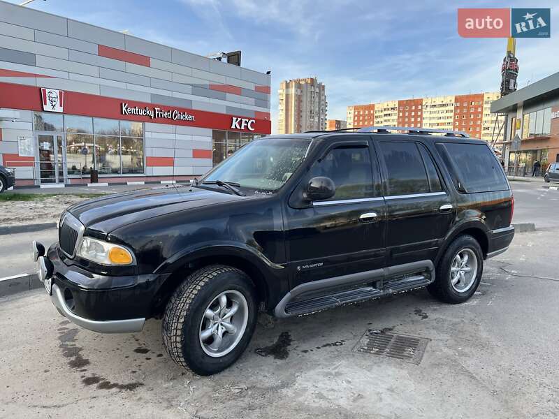Внедорожник / Кроссовер Lincoln Navigator 1998 в Львове