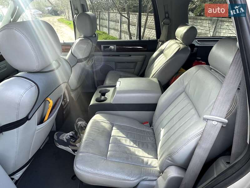 Внедорожник / Кроссовер Lincoln Navigator 2005 в Киеве