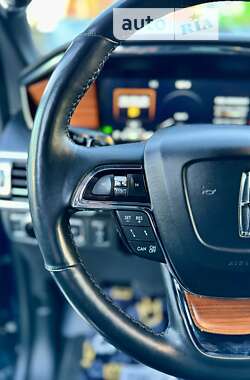 Позашляховик / Кросовер Lincoln Navigator 2019 в Одесі