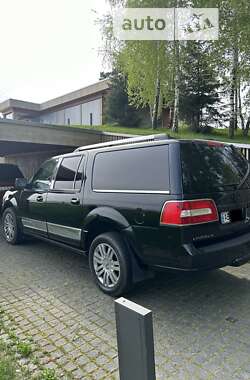 Внедорожник / Кроссовер Lincoln Navigator 2007 в 