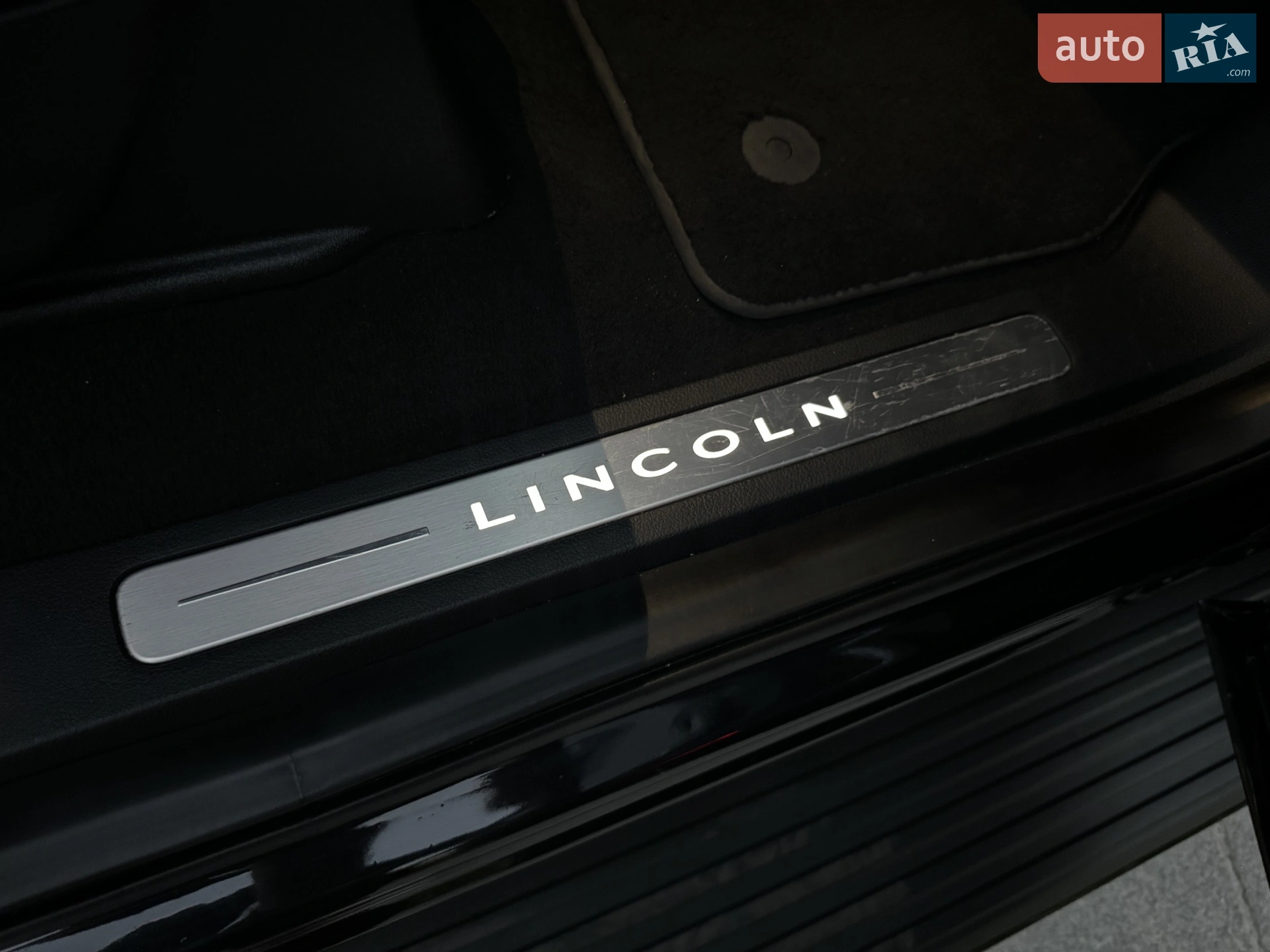2019 Lincoln Navigator - мініатюра 33