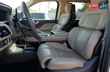 Внедорожник / Кроссовер Lincoln Navigator 2022 в 