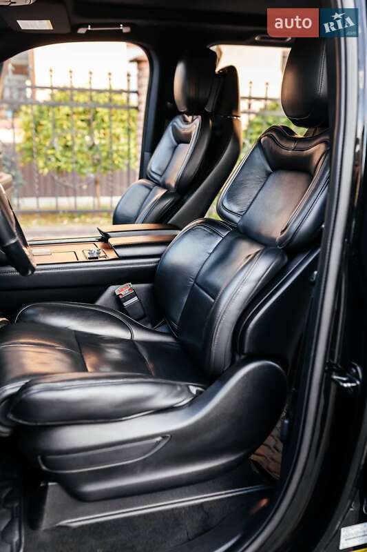 Внедорожник / Кроссовер Lincoln Navigator 2018 в Киеве фото 19 Внедорожник / Кроссовер Lincoln Navigator 2018 в Киеве