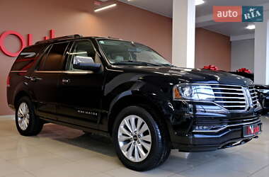 Внедорожник / Кроссовер Lincoln Navigator 2016 в 