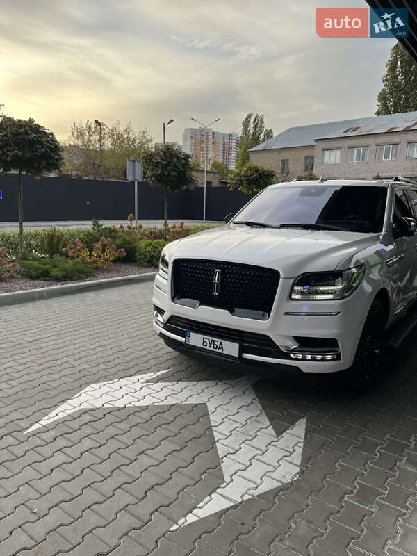 Внедорожник / Кроссовер Lincoln Navigator 2018 в Киеве