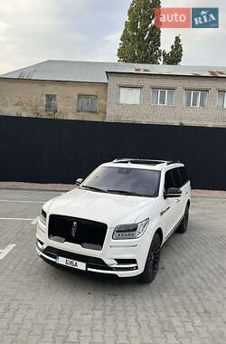 Внедорожник / Кроссовер Lincoln Navigator 2018 в 