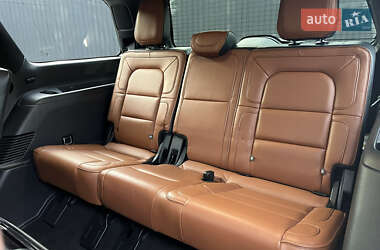 Внедорожник / Кроссовер Lincoln Navigator 2018 в 
