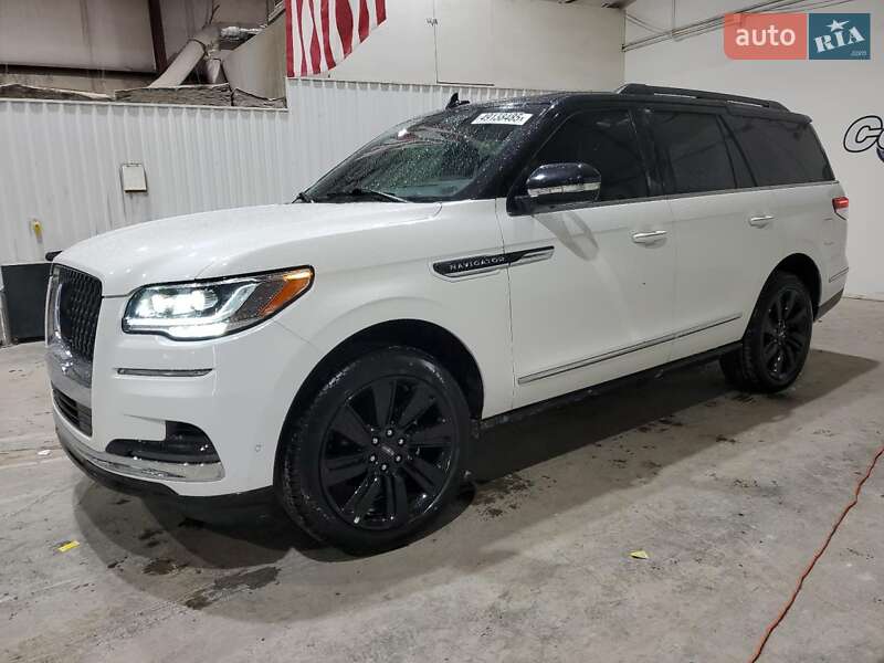 Позашляховик / Кросовер Lincoln Navigator 2022 в 