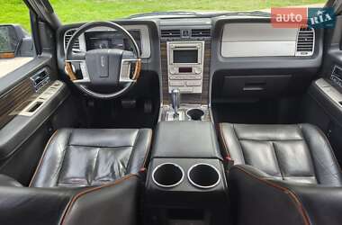 Позашляховик / Кросовер Lincoln Navigator 2007 в 