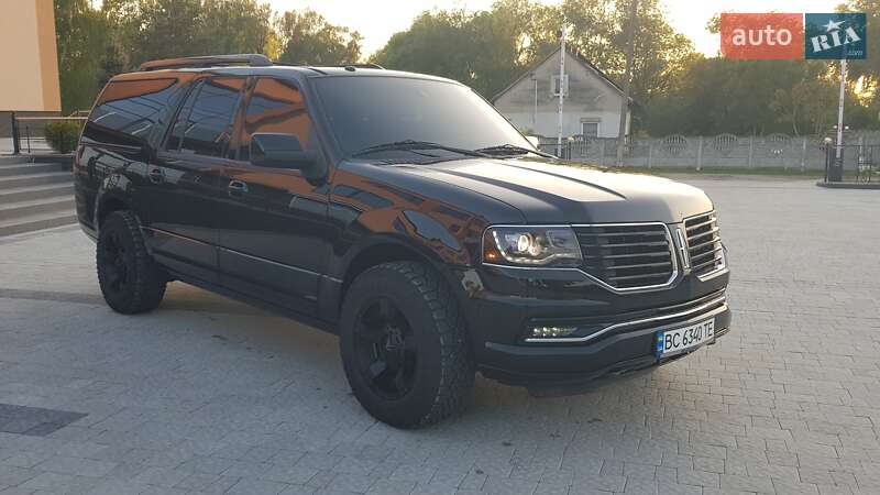 Lincoln Navigator 2016