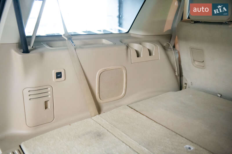 Позашляховик / Кросовер Lincoln Navigator 2015 в Львові фото 13 Позашляховик / Кросовер Lincoln Navigator 2015 в Львові