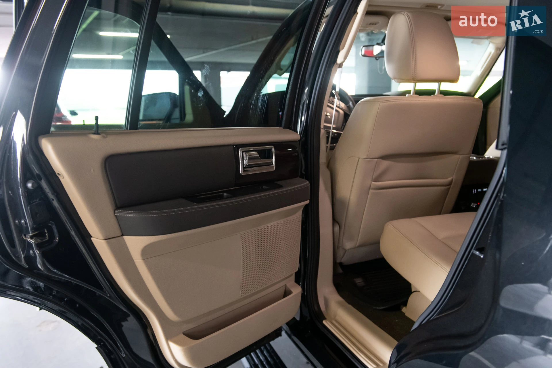 2015 Lincoln Navigator - мініатюра 20