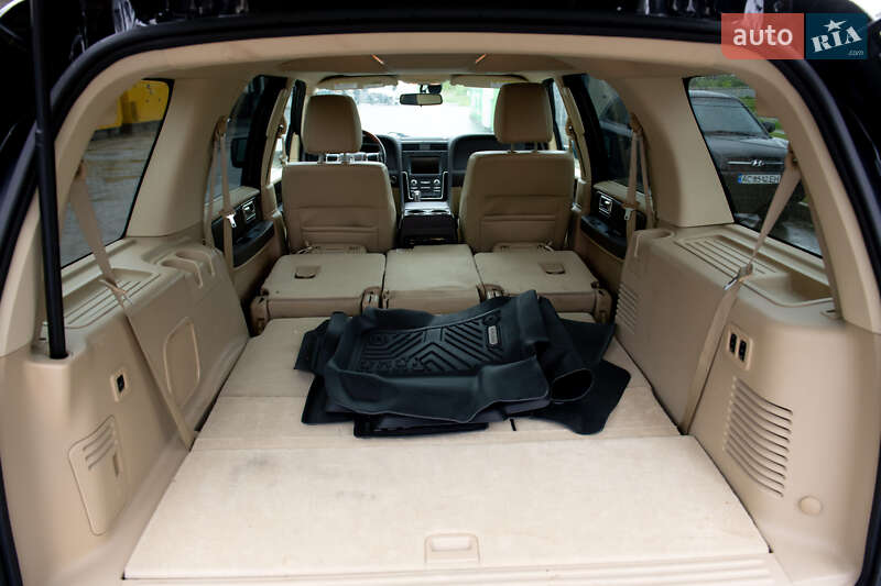 Позашляховик / Кросовер Lincoln Navigator 2015 в Львові фото 33 Позашляховик / Кросовер Lincoln Navigator 2015 в Львові