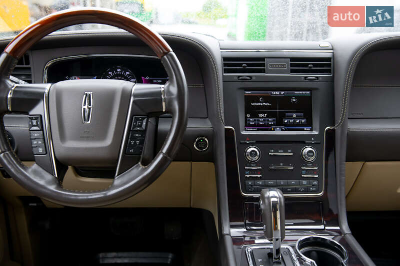 Позашляховик / Кросовер Lincoln Navigator 2015 в Львові фото 39 Позашляховик / Кросовер Lincoln Navigator 2015 в Львові