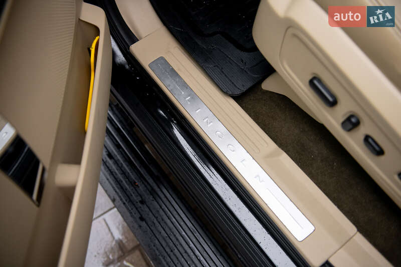 Позашляховик / Кросовер Lincoln Navigator 2015 в Львові фото 58 Позашляховик / Кросовер Lincoln Navigator 2015 в Львові