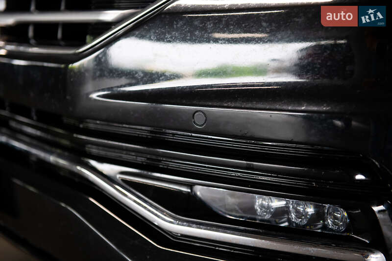 Позашляховик / Кросовер Lincoln Navigator 2015 в Львові фото 76 Позашляховик / Кросовер Lincoln Navigator 2015 в Львові