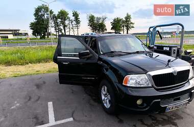 Внедорожник / Кроссовер Lincoln Navigator 2003 в Киеве