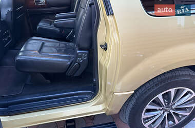 Внедорожник / Кроссовер Lincoln Navigator 2015 в 
