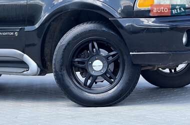 Позашляховик / Кросовер Lincoln Navigator 1998 в 