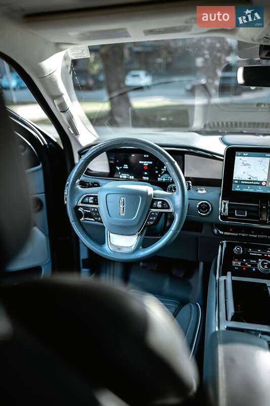 Позашляховик / Кросовер Lincoln Navigator 2021 в Ужгороді