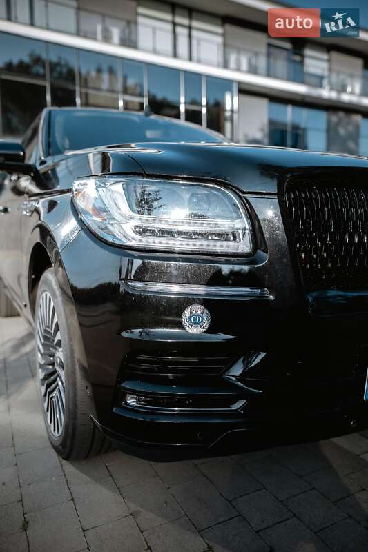 Позашляховик / Кросовер Lincoln Navigator 2021 в Ужгороді