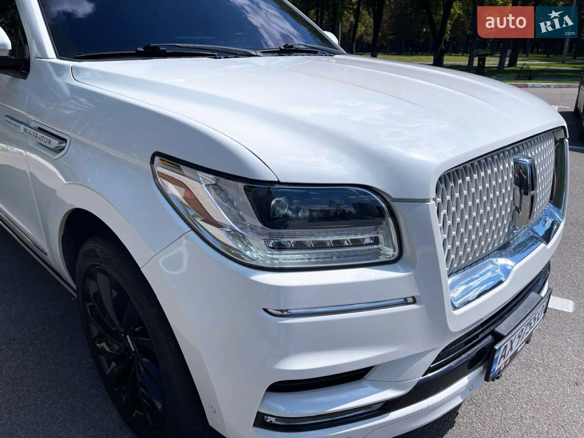 2019 Lincoln Navigator - мініатюра 8