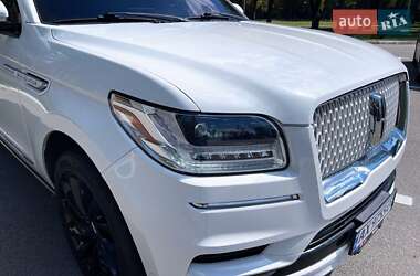 Внедорожник / Кроссовер Lincoln Navigator 2019 в 