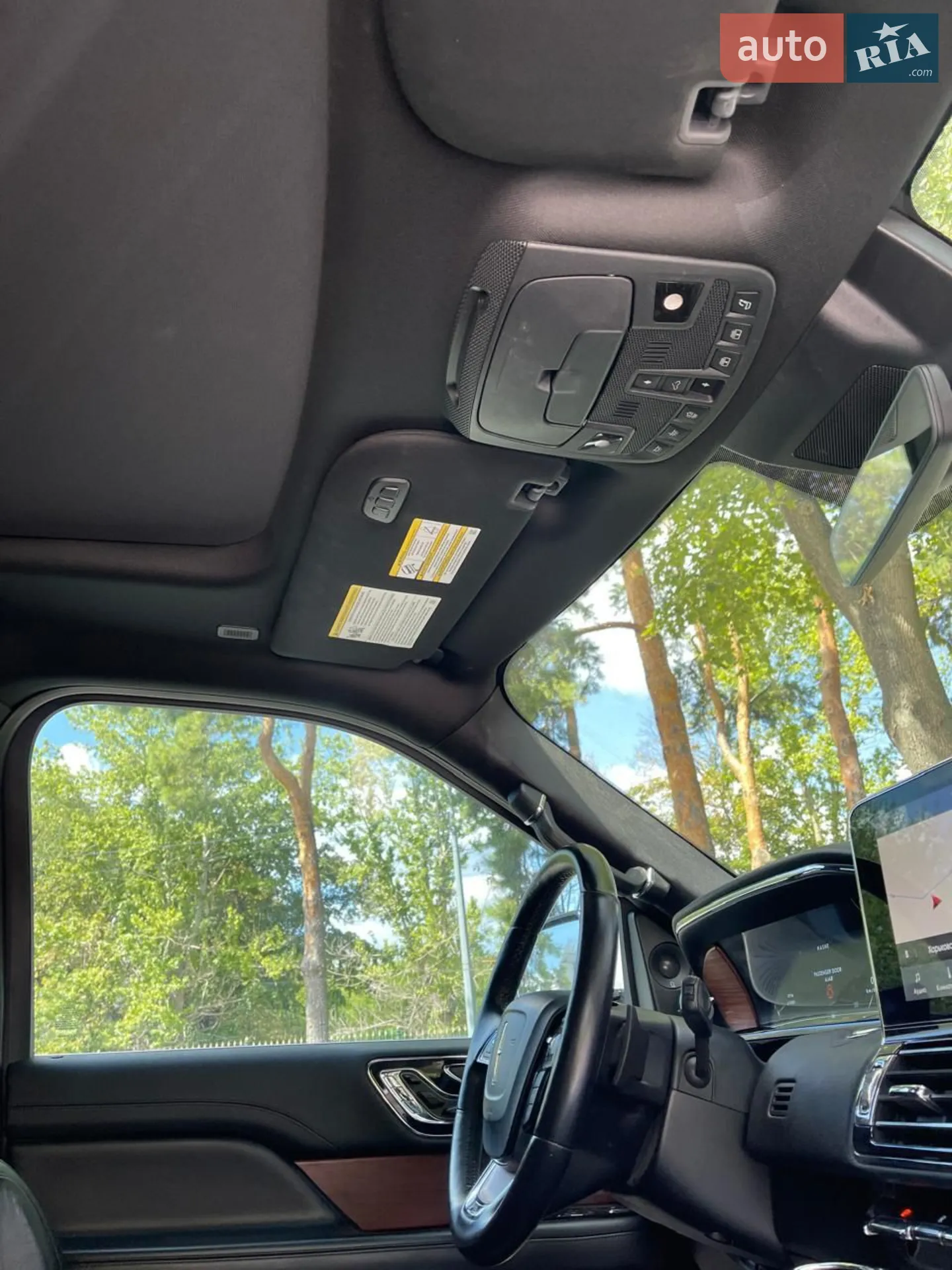 2019 Lincoln Navigator - мініатюра 22
