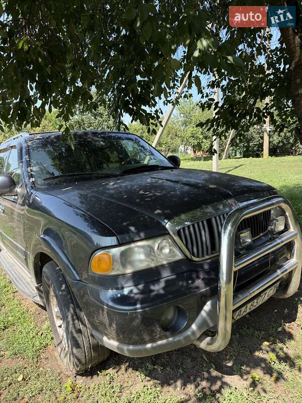 Внедорожник / Кроссовер Lincoln Navigator 2000 в Полтаве фото 3 Внедорожник / Кроссовер Lincoln Navigator 2000 в Полтаве