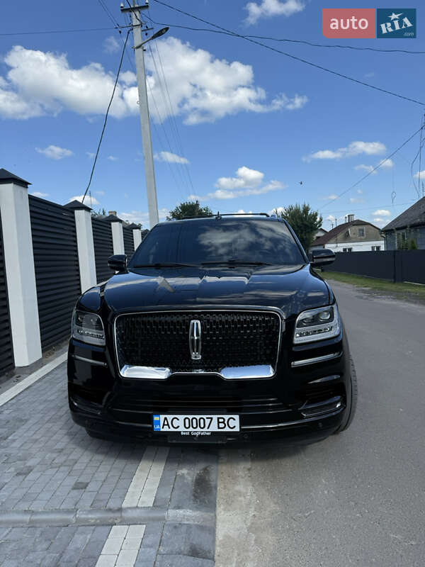 Позашляховик / Кросовер Lincoln Navigator 2020 в Володимирі фото 4 Позашляховик / Кросовер Lincoln Navigator 2020 в Володимирі