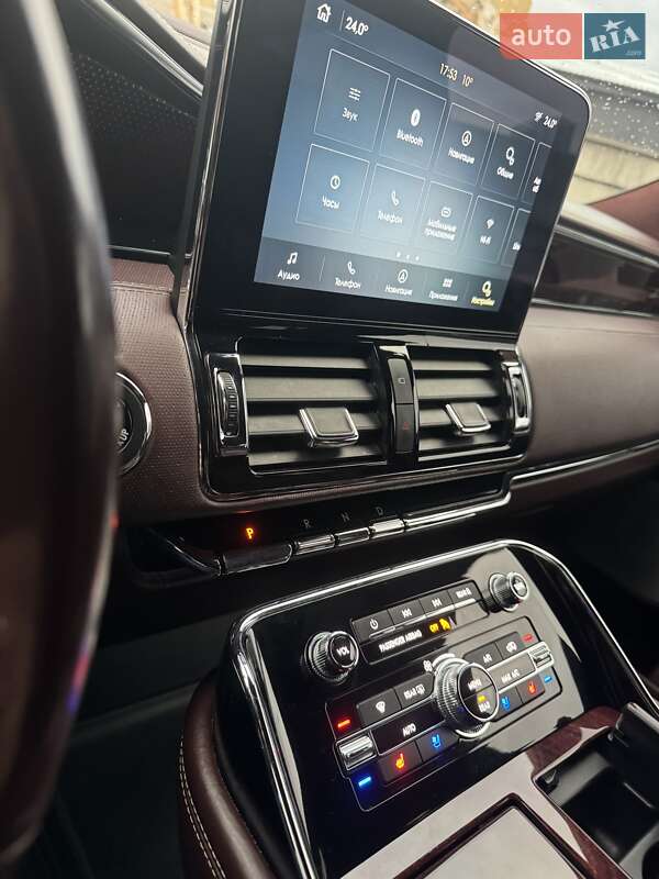 Внедорожник / Кроссовер Lincoln Navigator 2018 в Киеве фото 36 Внедорожник / Кроссовер Lincoln Navigator 2018 в Киеве