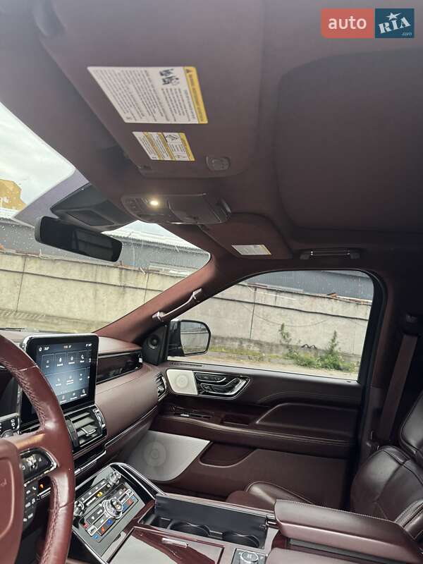 Внедорожник / Кроссовер Lincoln Navigator 2018 в Киеве фото 42 Внедорожник / Кроссовер Lincoln Navigator 2018 в Киеве
